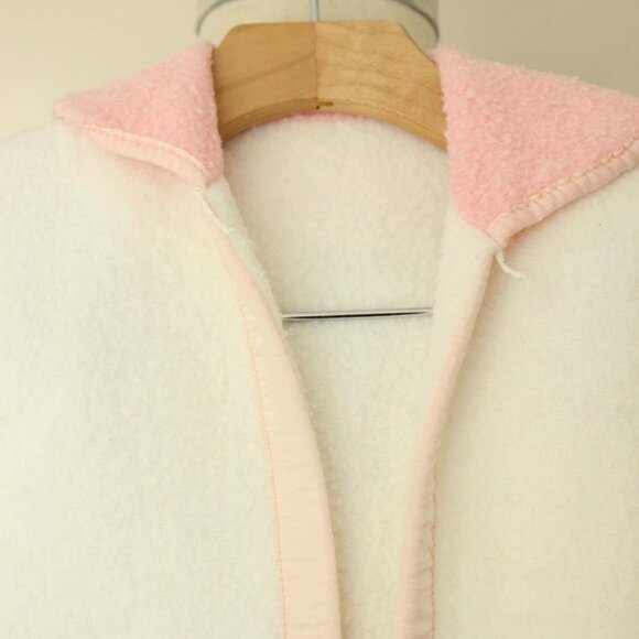 Vintage 1960s Baby Jacket With Ducks, Infant Girls Fleece Layette Clothing - Picture 5 of 10